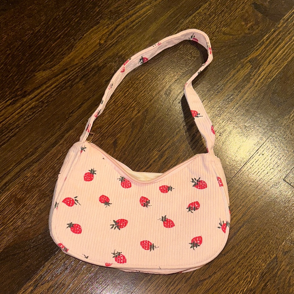 Pink Purse - Picture 5 of 11
